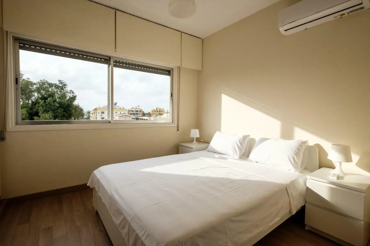 Spacious 2Bdr @ Mackenzie Larnaca 0*,