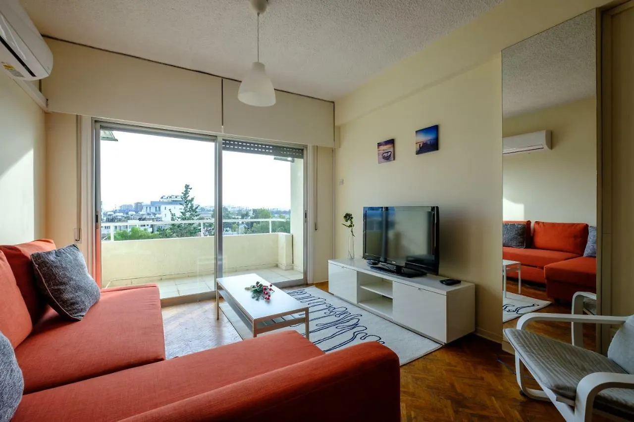 Spacious 2Bdr @ Mackenzie Larnaca